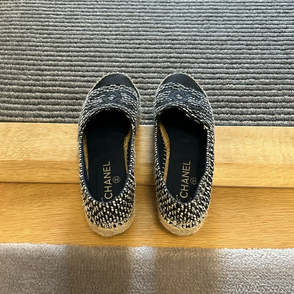 CHANEL Black and White Espadrille Flats